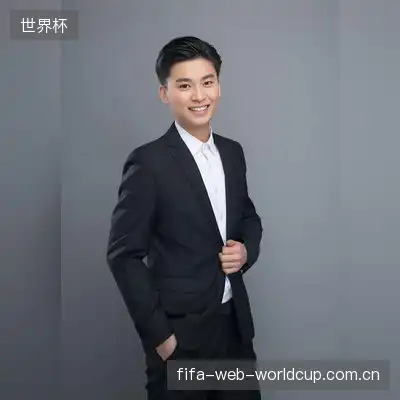 漕鹤蕾